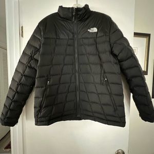 Men’s North Face Puffer Jacket
